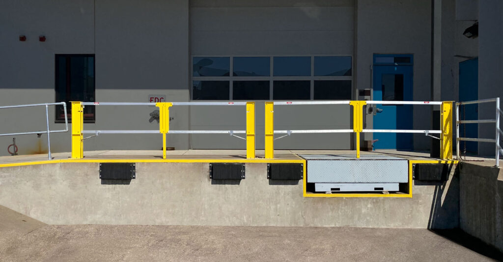 dual cantilever lift dock gates on dock