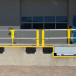 dual cantilever lift dock gates on dock
