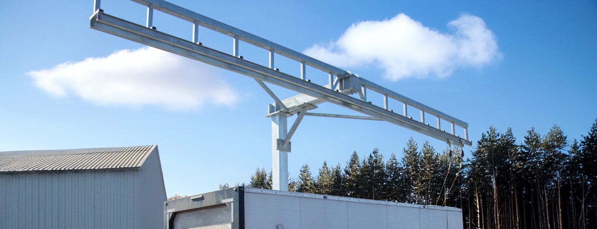 Portable fall arrest system